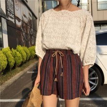 探索我的衣帽间 从服装商品大全到批发乐趣